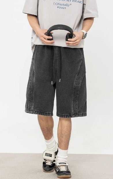 Vintage Denim-Shorts in Schwarz